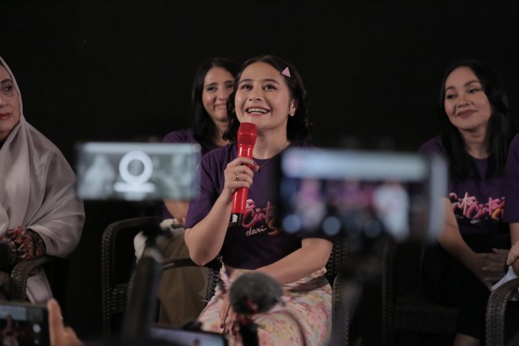 Prilly Latuconsina