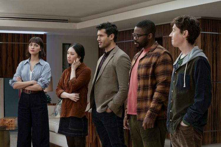 3 Body Problem. (L to R) Eiza González as Auggie Salazar, Jess Hong as Jin Cheng, Saamer Usmani as Raj Varma, Jovan Adepo as Saul Durand, Alex Sharp as Will Downing in episode 103 of 3 Body Problem. Cr. Ed Miller/Netflix © 2024