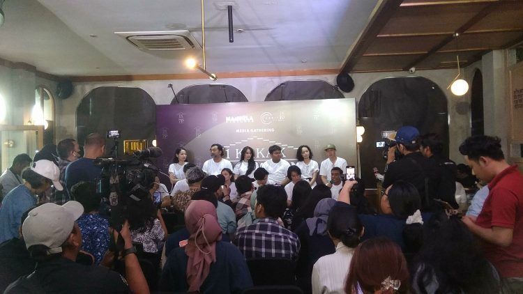 1 Kakak 7 Ponakan